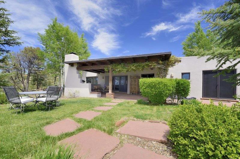 サンタフェ Ponderosa Estateヴィラ エクステリア 写真